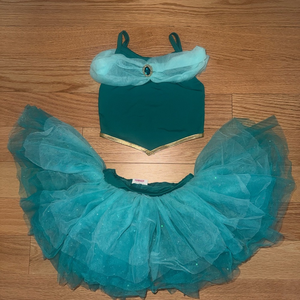 Custom Aritutu’s Disney Jasmine 2-piece costume set